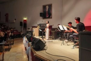 Canlı Sesler Ses Yarışması final programı gerçekleştirildi.