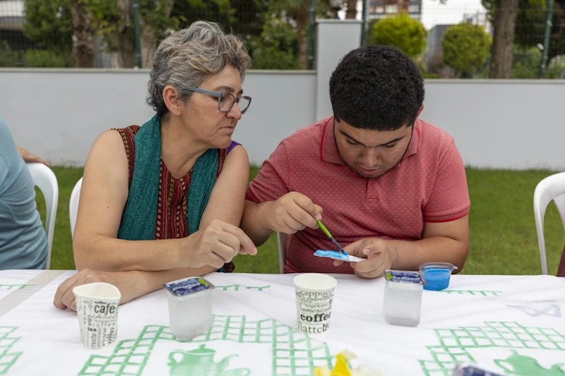 Büyükşehir’in Engelsiz Yaşam Parkı, Özel Gereksinimli Birey ve Ailelerine Sanatla Destek Oluyor
