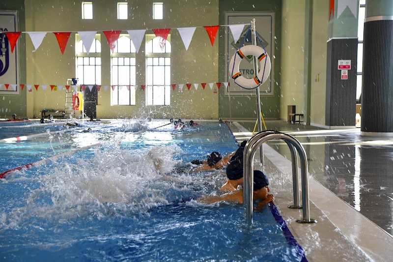 ANKARA BÜYÜKŞEHİR BELEDİYESİ’NDEN SOSYAL DESTEK ALAN AİLELERİN ÇOCUKLARINA ÖZEL ÜCRETSİZ YAZ OKULU