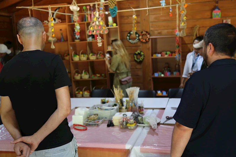 Yeşilay’dan bağımlılıkla mücadelede örnek olan Bağımsızlık Köyü’ne ziyaret