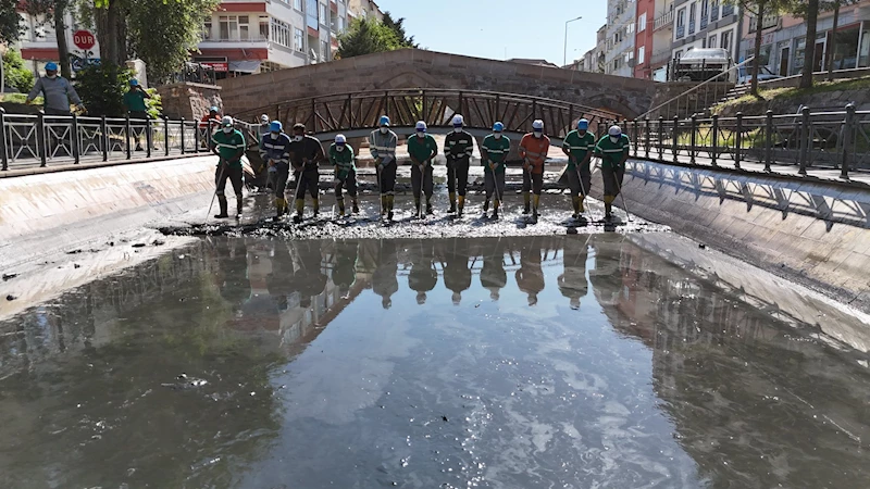AKSARAY BELEDİYESİ’NDEN ULUIRMAK’TA KAPSAMLI TEMİZLİK SEFERBERLİĞİ