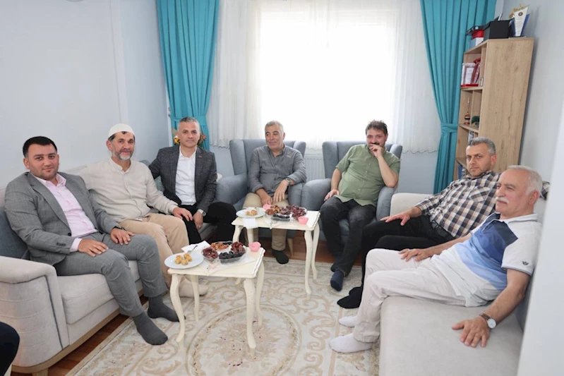 BAŞKANIMIZ HAC İBADETLERİNİ TAMAMLAYAN HEMŞEHRİLERİMİZİ ZİYARET ETTİ