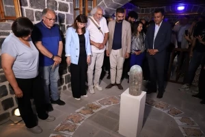 Eş Başkanlar, Ahmed Arif anmasına katıldı: 33 Kurşun şiiri bir daha yazılmasın