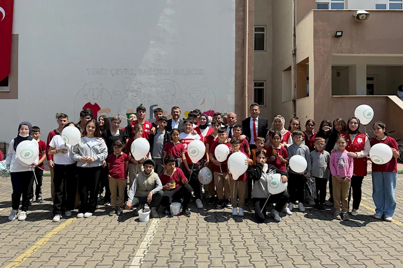 Başkan Çetinkaya, Kızılay Karabük Şubesi Tarafından Düzenlenen Duvar Boyama Etkinliğine Katıldı