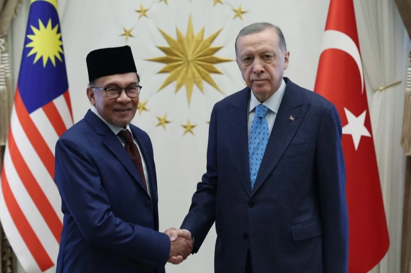 Cumhurbaşkanı Erdoğan, Malezya ve Ermenistan ile görüştü