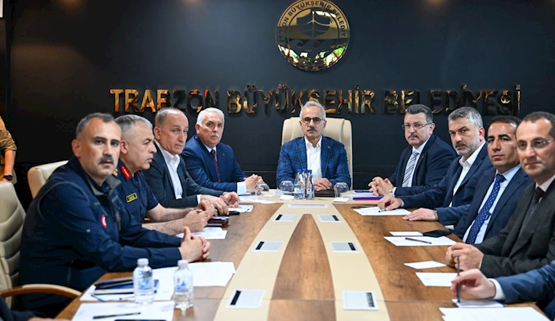 BAKAN URALOĞLU, AFETİN ARDINDAN TRABZON’DA