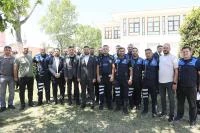 BAŞKAN ÖZTEKİN BELEDİYE PERSONELİYLE BAYRAMLAŞTI