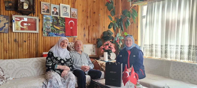 Şehit Ailelerini Ziyaret Ederek Bayramlarını Kutladılar