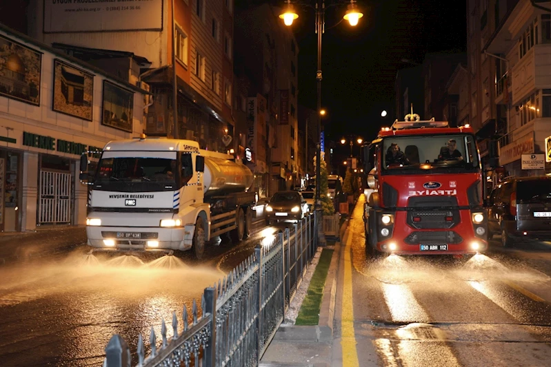 Nevşehir’de Bayram Öncesi Cadde ve Sokaklar Pırıl Pırıl
