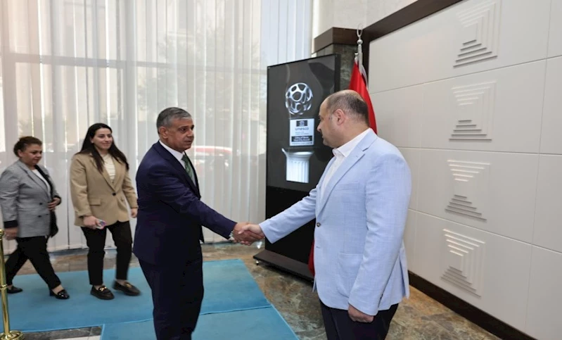 BAŞKAN GÜLPINAR, PERSONELLERİYLE BAYRAMLAŞTI