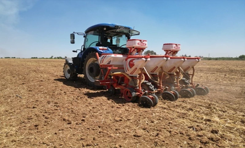 BÜYÜKŞEHİR BELEDİYESİ’NDEN SOYA EKİMİYLE TOPRAK VERİMLİLİĞİNE KATKI