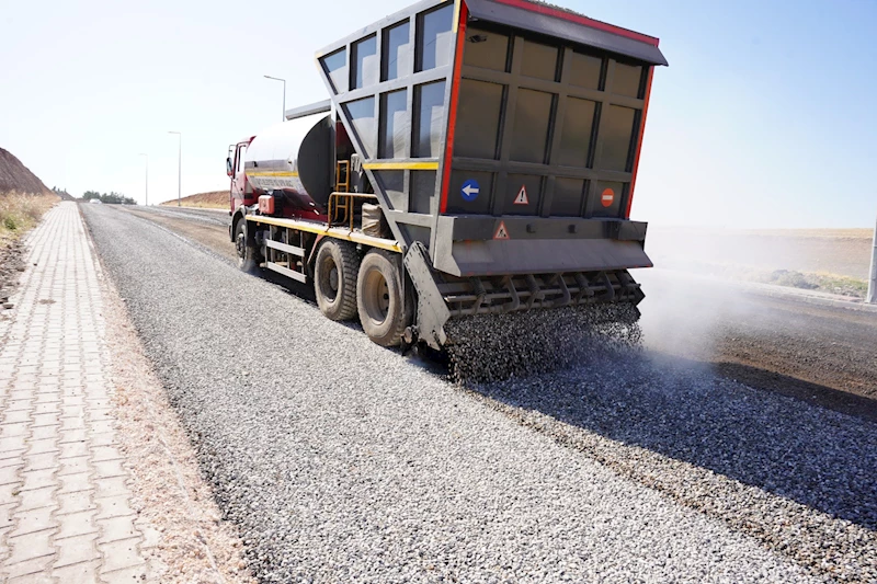 Kahta Belediyesi, İlçe Genelinde Yol Yapım ve Asfaltlama Çalışmalarını Hızlandırdı