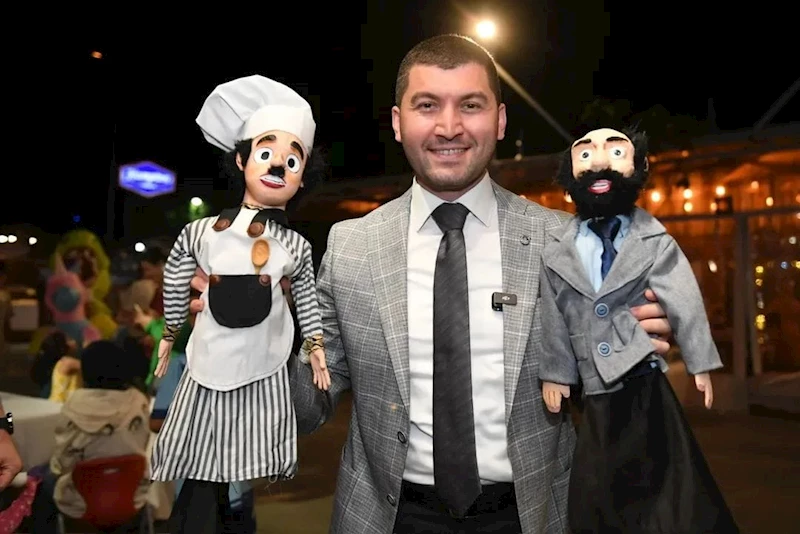 ÇOCUK SANAT ATÖLYELERİ SAHİLDE KAPILARINI AÇTI