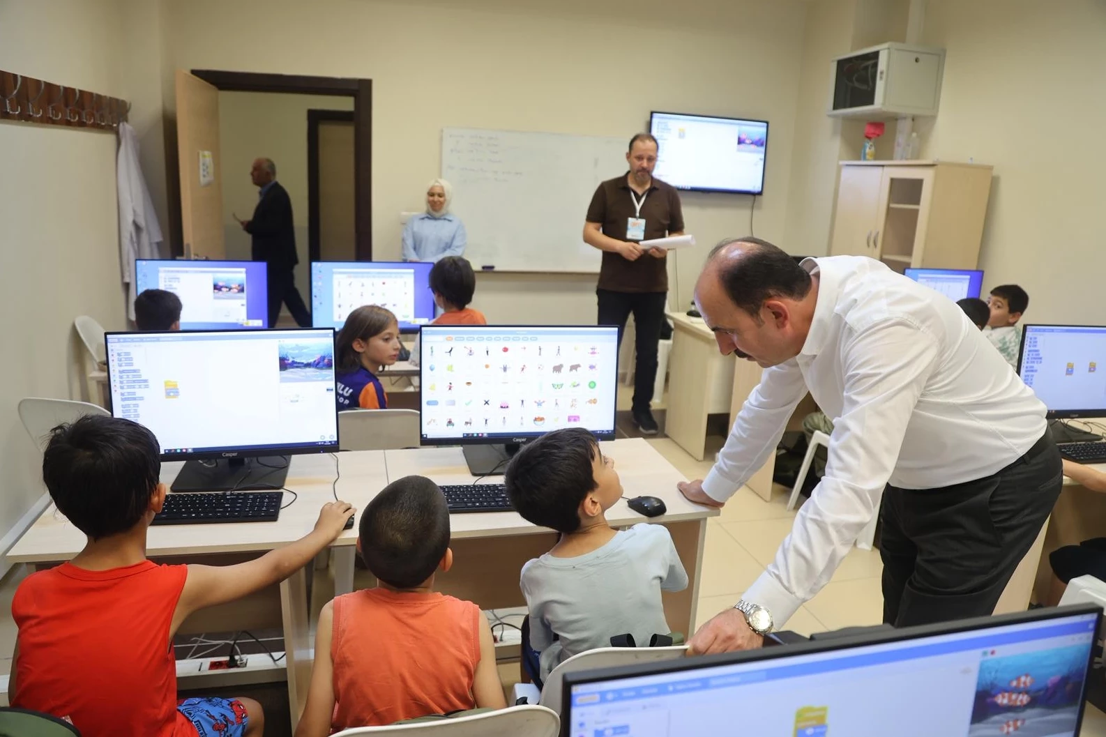 Genç KOMEK Yaz Okulu tatil coşkusuna ortak oluyor