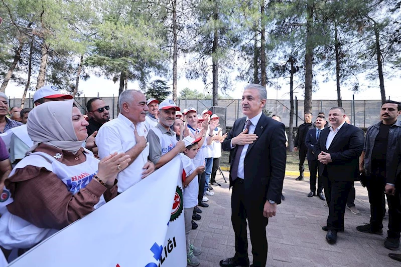 Mardin Büyükşehir Kent A.Ş. İşçilerine Büyük Müjde, En Düşük Maaş 40 Bin TL’ye Yükseltildi