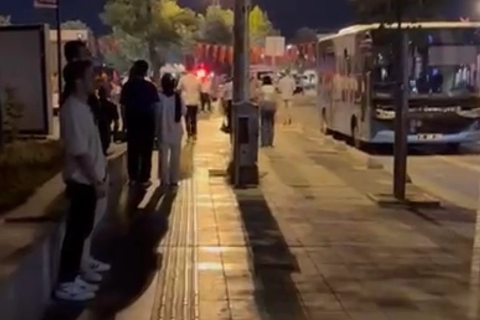 Düzceliler saygı duruşunda