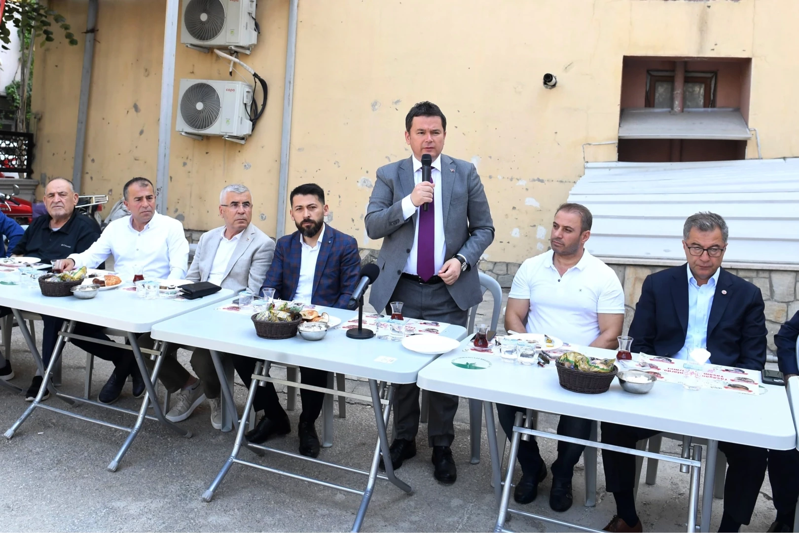 Bursa Osmangazi’de mahalle buluşmalarıyla sorunlara hızlı çözüm