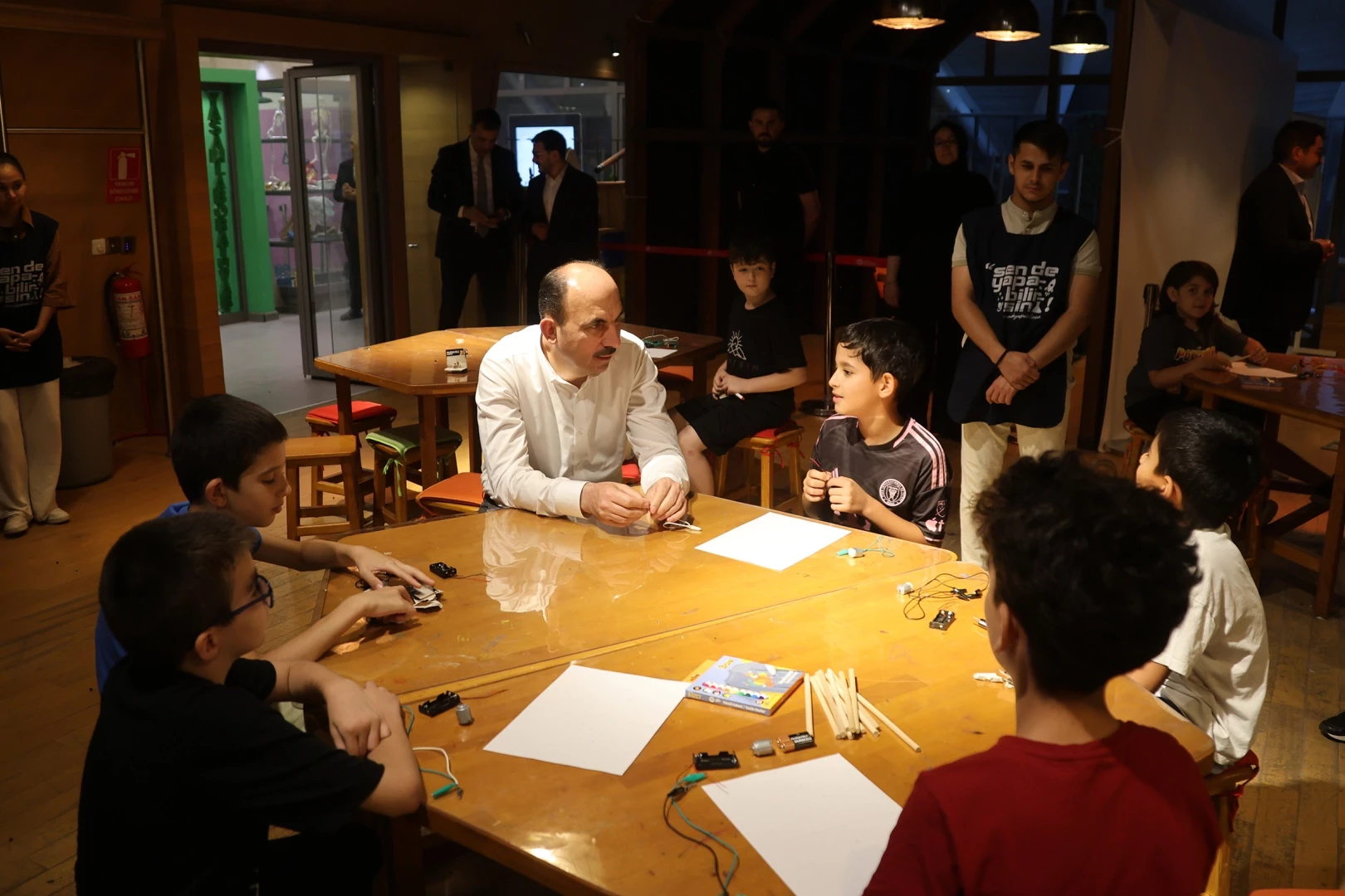 Başkan Altay, yaz bilim kampında çocuklarla buluştu