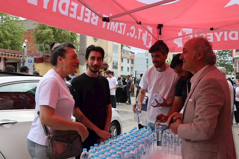 İZMİT BELEDİYESİ YKS HEYECANINA BU YIL DA ORTAK OLDU