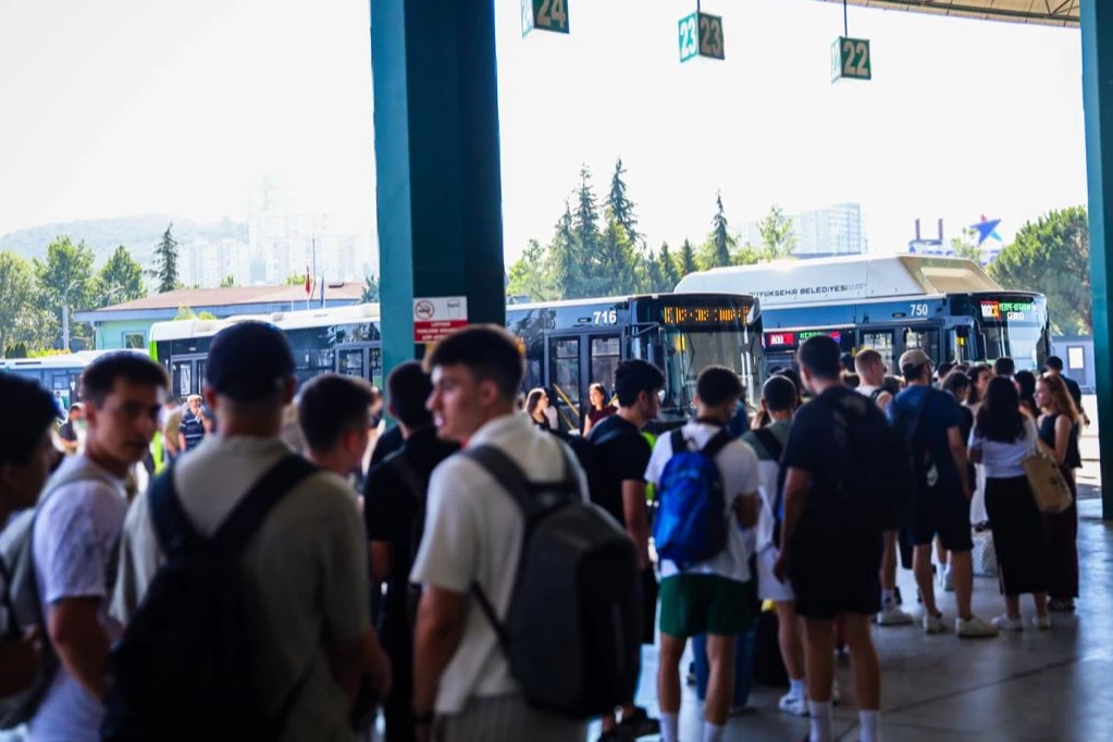 800CK, 1 ayda 46 bin vatandaşı sahillere taşıdı