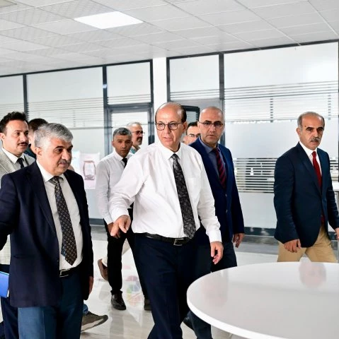 Başkan Geçit, ‘Çilesiz Kütüphanesi’ Proje Alanını İnceledi