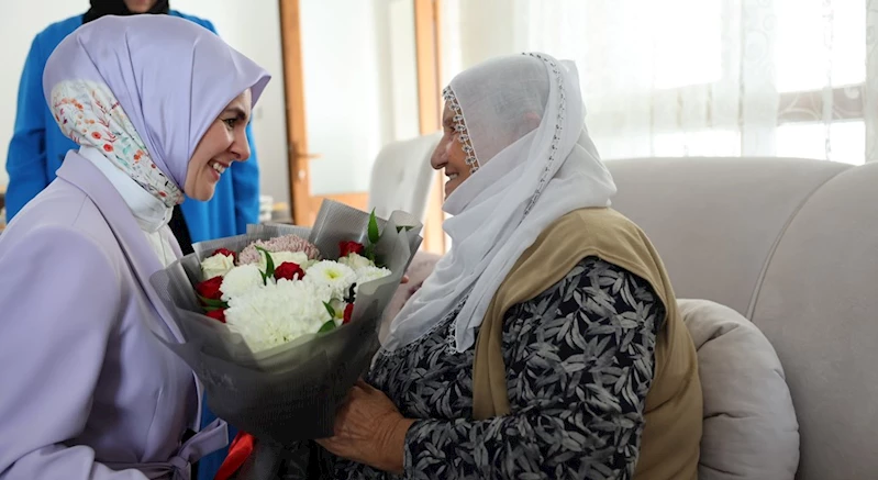 Bakanımız Göktaş’tan Raife Babaanne