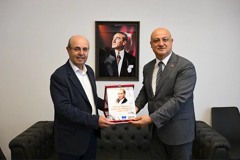 BAŞKANIMIZ SELAHATTİN EKİCİOĞLU: DEĞİŞEN TEKNOLOJİYE BELEDİYELERİN DE UYUM SAĞLAMASI GEREKİYOR