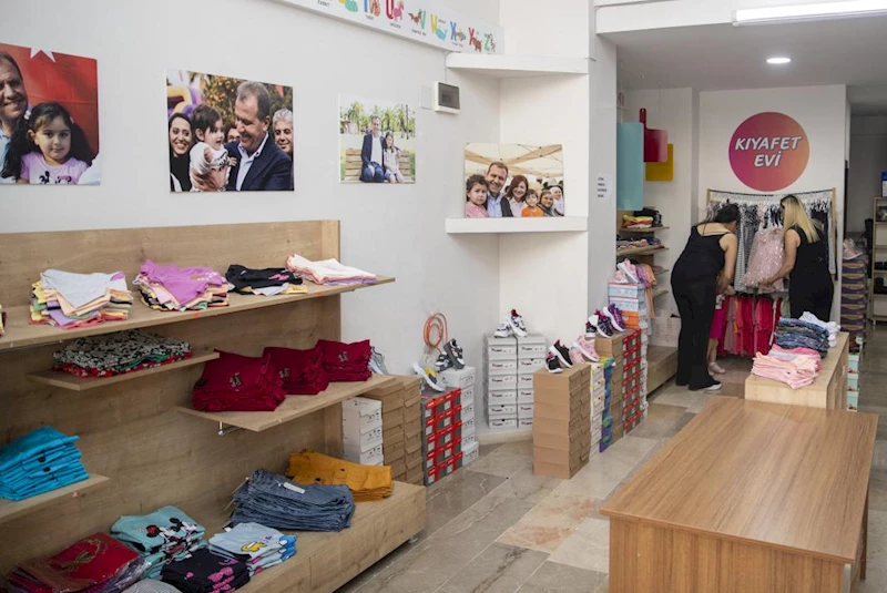 Mersin Büyükşehir’in Kıyafet Evleri Çocukları Bekliyor