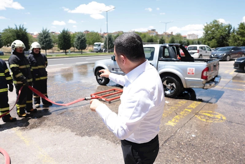 Nevşehir Belediyesi, Türkiye’nin İlk Elektrikli Araç Yangınına Özel Söndürme Sistemi Geliştirdi