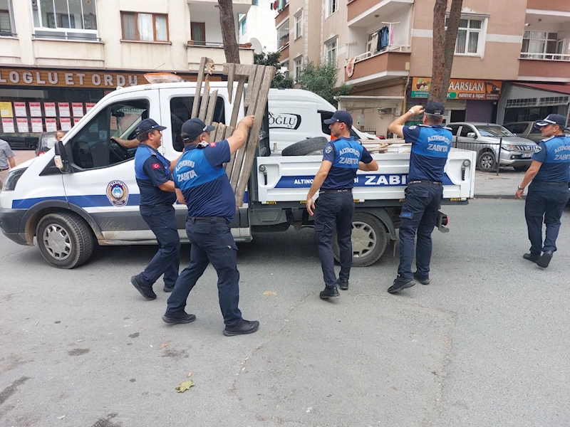 ALTINORDU’DA KALDIRIM İŞGALLERİNE ZABITA DENETİMİ