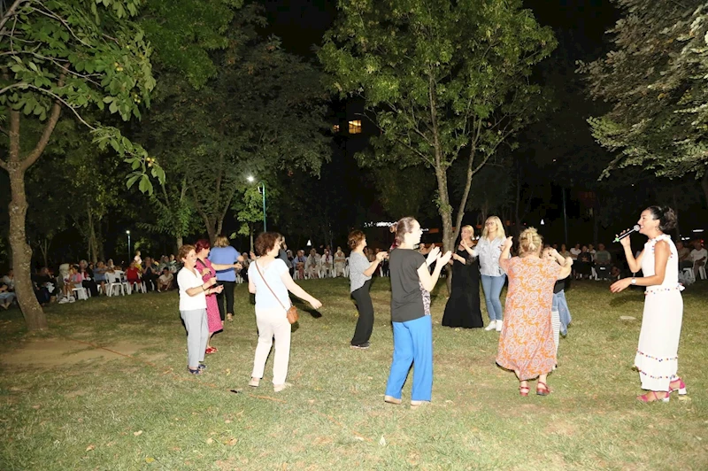 Ataevler Mahallesi’nde renkli gece