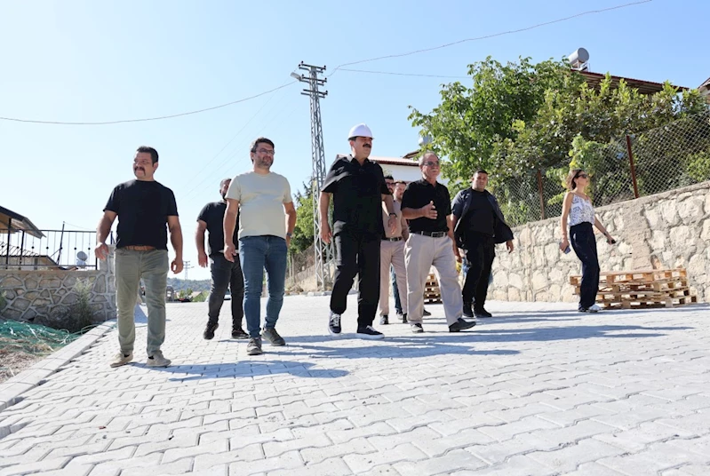 BAŞKAN YILDIZ, GÖZNE’DE KİLİT PARKE YOL ÇALIŞMALARINI İNCELEDİ