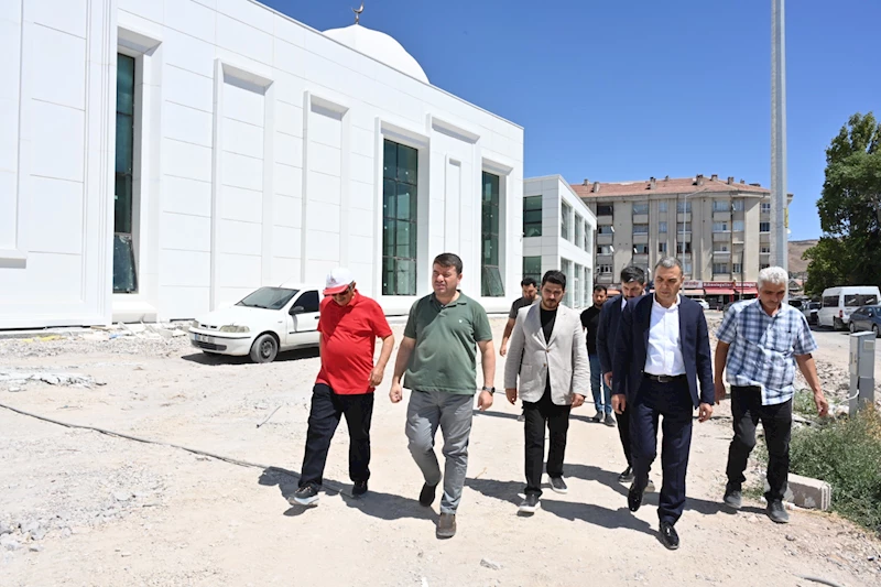 BAŞKAN DİNÇER SELÇUKLU KÜLLİYESİ’NDE İNCELEMELERDE BULUNDU