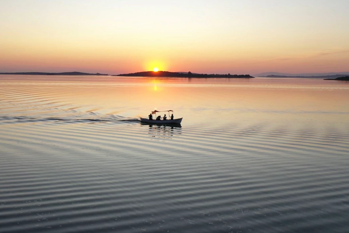 Uluabat Gölü’nde sıfır kirlilik yolculuğu başlıyor