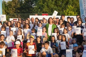 ESKİŞEHİRLİ ÇOCUKLAR YAZ TATİLİNİ  SPORLA DEĞERLENDİRDİ