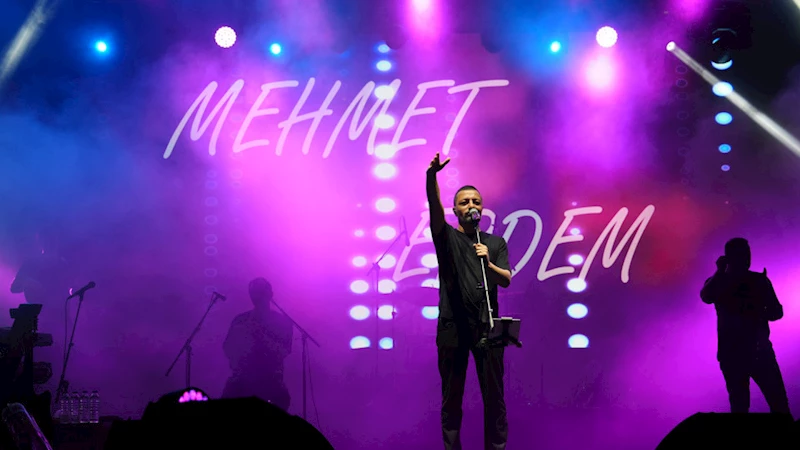 Mehmet Erdem’le KAFUM Açık Hava Korosuna Dönüştü