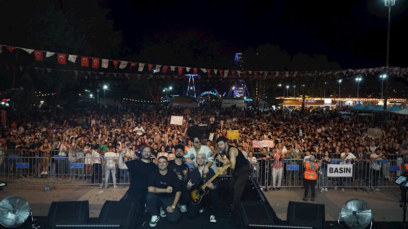 Fuar Gecesine İmzasını “İkilem” Attı; KAFUM’da Müzik Ziyafeti Yaşandı