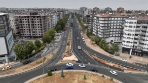Selahaddin Eyyubi Bulvarı’nın bir kısmı asfaltlanarak hizmete açıldı