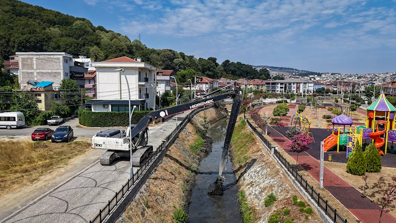 Çevre ve su sağlığı için dere ıslah çalışmaları devam ediyor