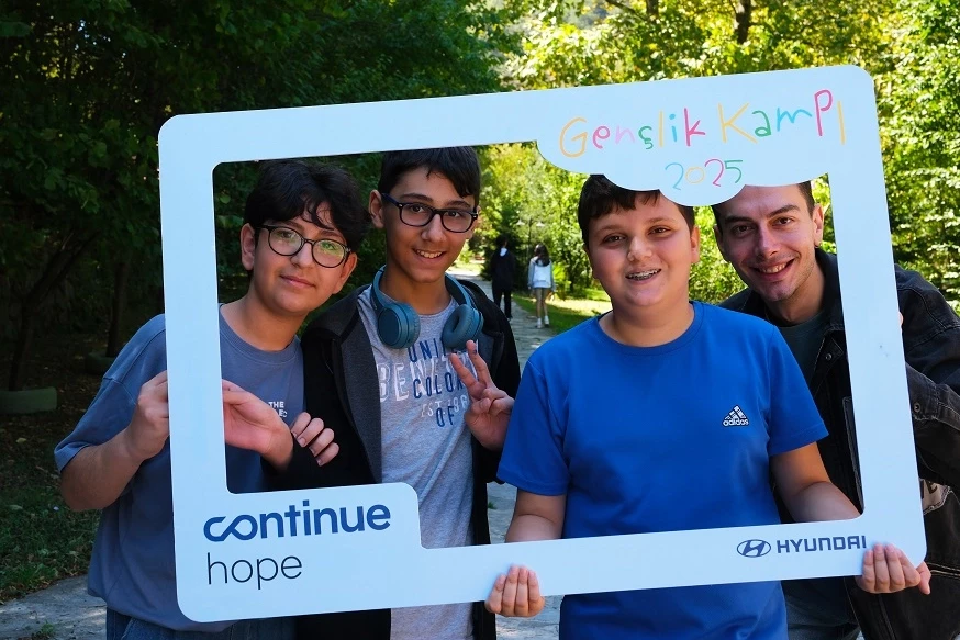 Gençlik Kampı depremzede gençlere umut oldu