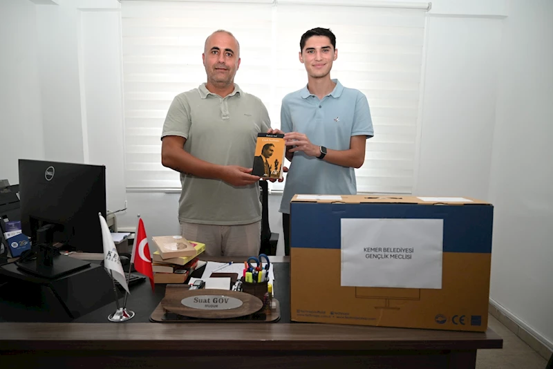 Gençlik meclisinden anlamlı bağış