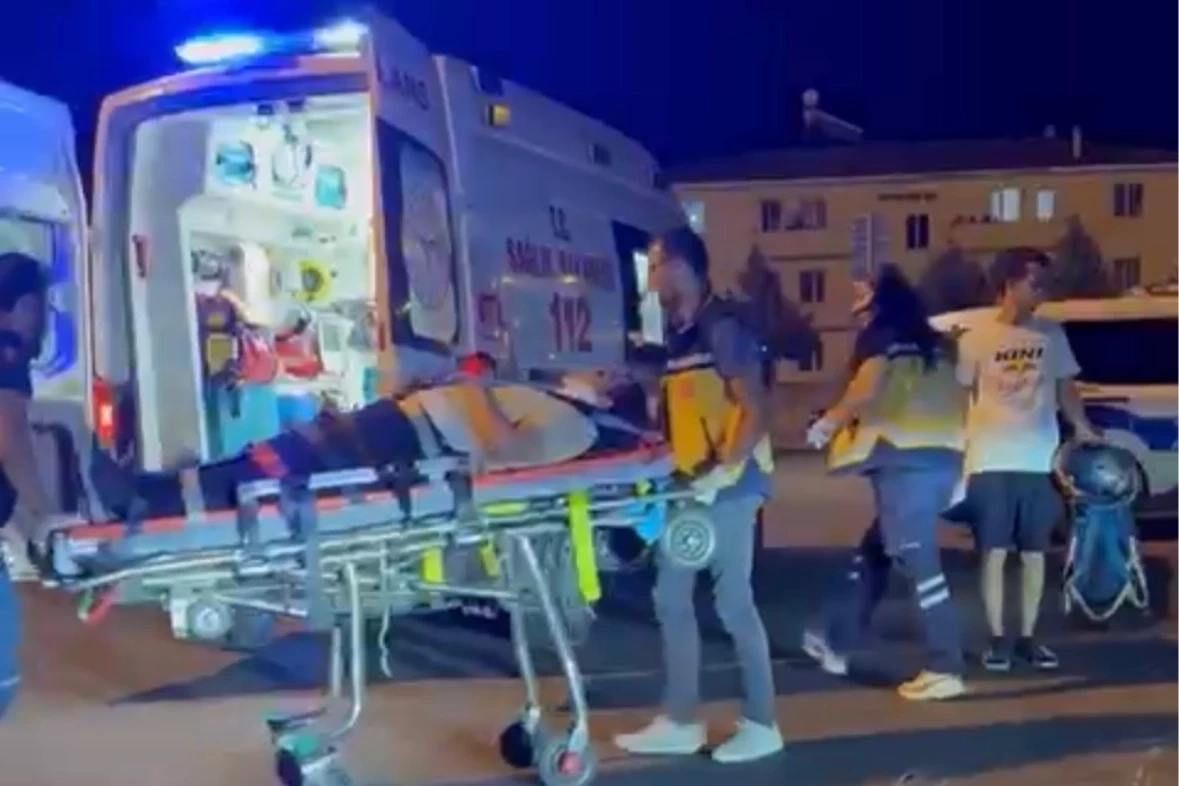 Düzce’de motosikletle otomobil çarpıştı: 1 yaralı