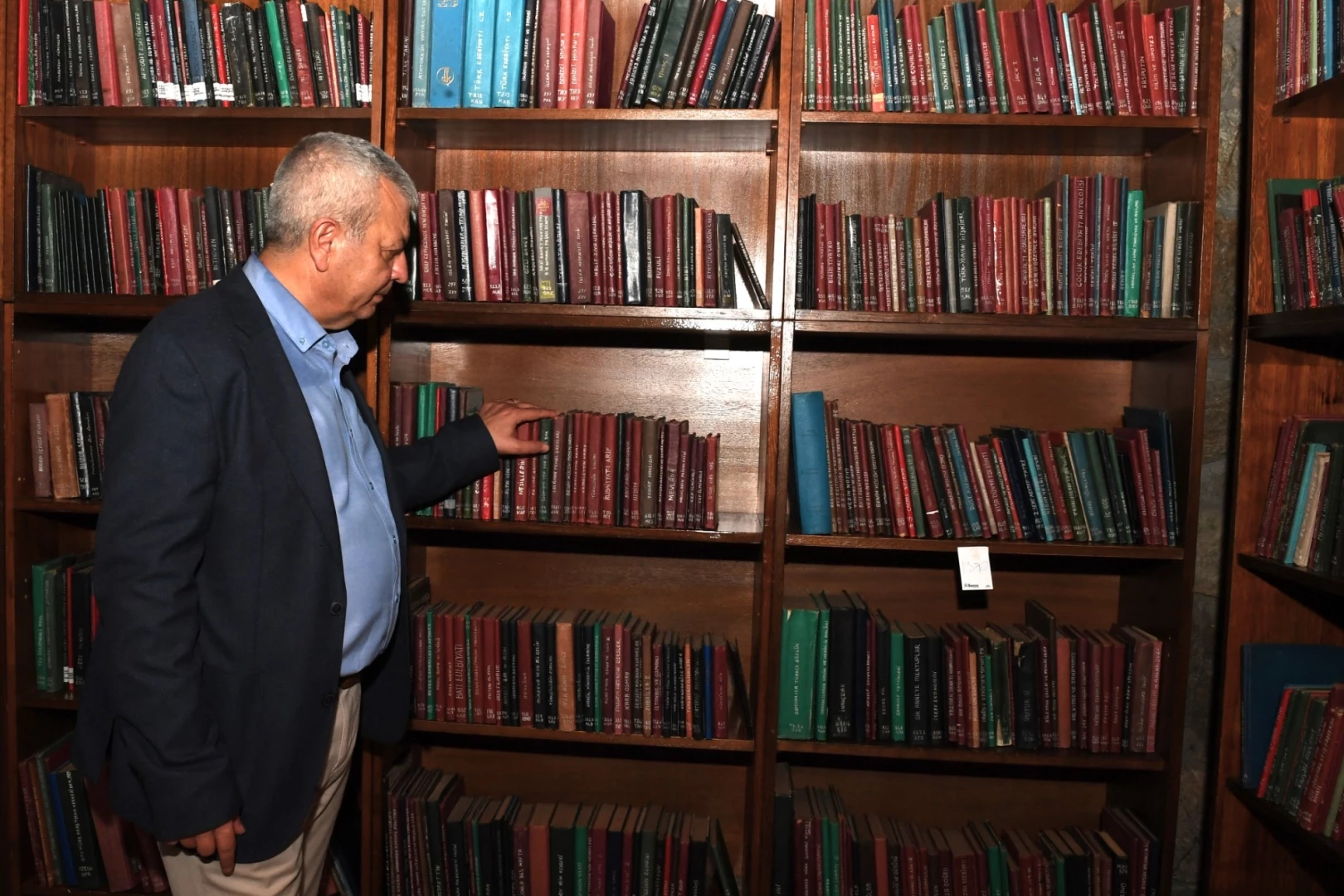 Geçmişin izlerini taşıyan 3 bin kitap Bursa Osmangazi