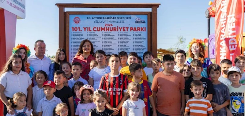 101. YIL CUMHURİYET PARKINDAKİ AĞAÇLARIMIZ ÇOCUKLARIMIZA EMANET