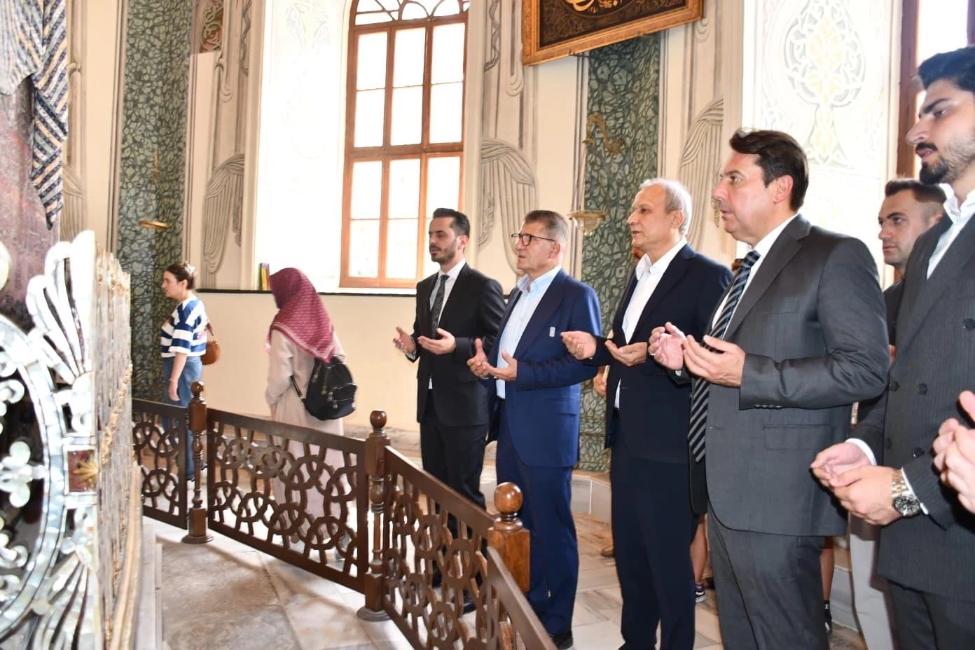 AK Parti MKYK Üyesi Ömer Serdar