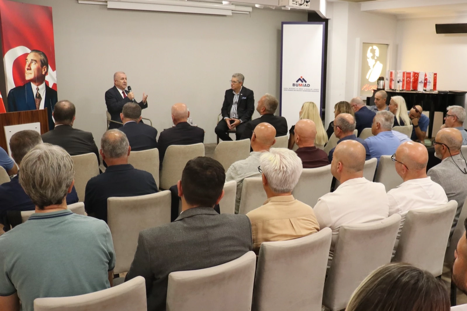 Prof. Dr. Ümit Özdağ