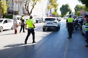 YALOVA EMNİYETİ VE YALOVA BELEDİYESİ ORTAK DENETİMLERİNİ SÜRDÜRÜYOR