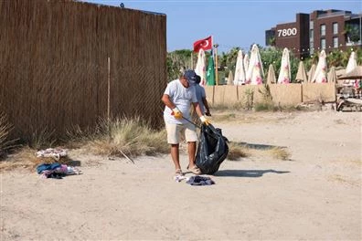 Çeşme Belediyesinden 19 plajda 7/24 temizlik