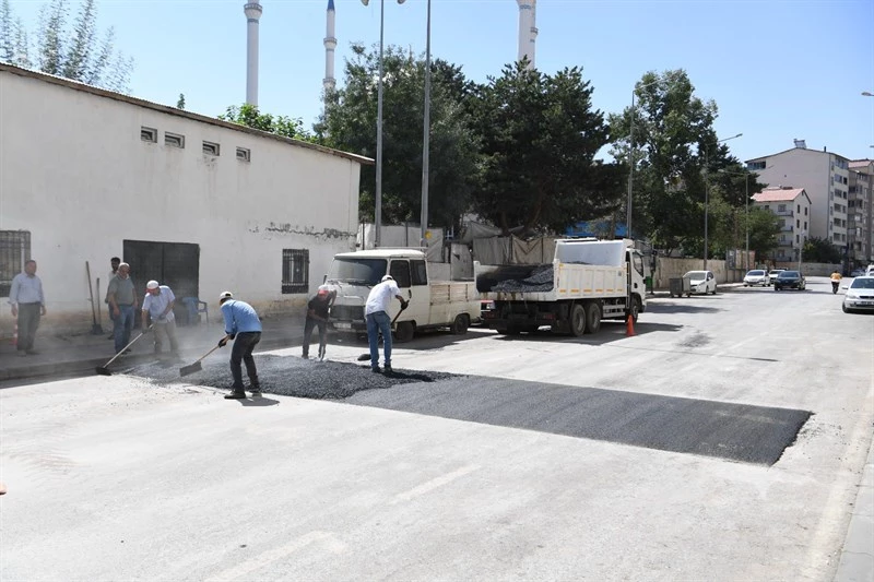 YOL GÜVENLİĞİ İÇİN KASİS ÇALIŞMASI YAPILDI.