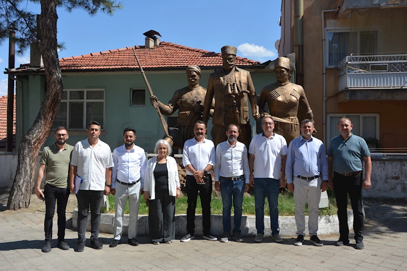 Büyükşehir Komisyon Üyeleri Demirci’yi Gezdi